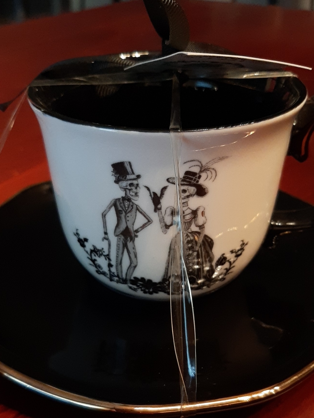 Potter's Studio Mortar &  Bone China Cup with Victorian Skeleton Couple, New